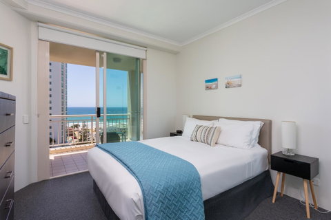 Maldives Resort Main Beach, Gold Coast - Hotel Accommodation 20