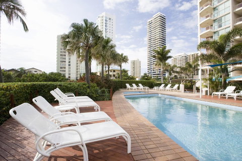 Maldives Resort Main Beach, Gold Coast - Hotel Accommodation 25