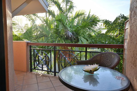 Martinique On Macrossan - Hotel Accommodation 8