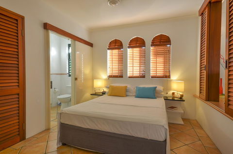 Martinique On Macrossan - Hotel Accommodation 1