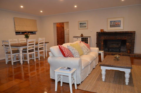 Ratcliff Cottage - Hotel Accommodation 10