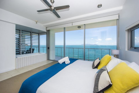 1 Bright Point Apartment 5301 - Hotel Accommodation 14