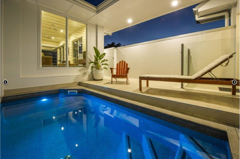 Reflections Topaz Villa 2 - Hotel Accommodation 1