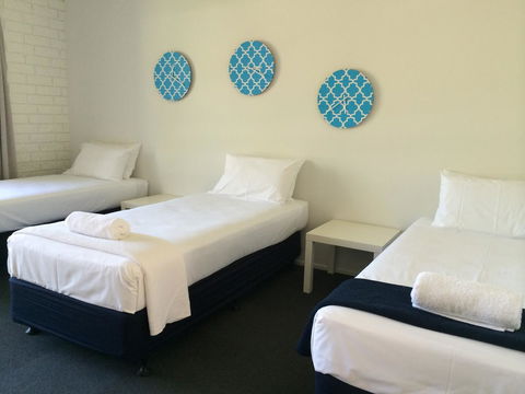 Arcadia Village Motel - Hotel Accommodation 38
