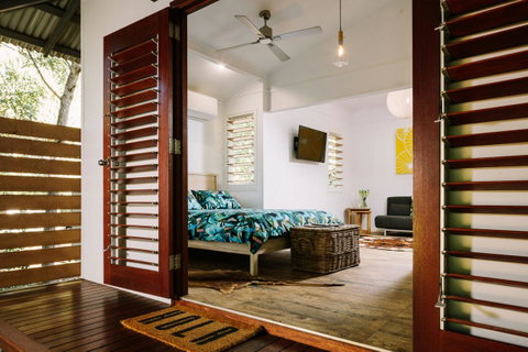 The Little Bush Hut - Hotel Accommodation 5