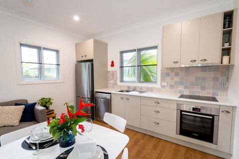 Island Cottages - Hotel Accommodation 1