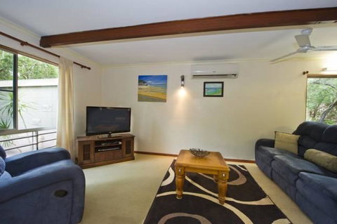 Magnetic Island Holiday House - Hotel Accommodation 3