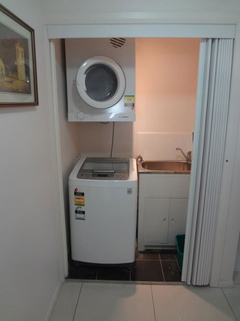 Keith's Sister - Hotel Accommodation 34