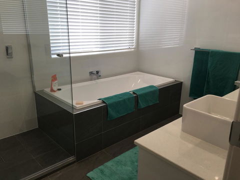 Modern Beach Villa - Hotel Accommodation 7
