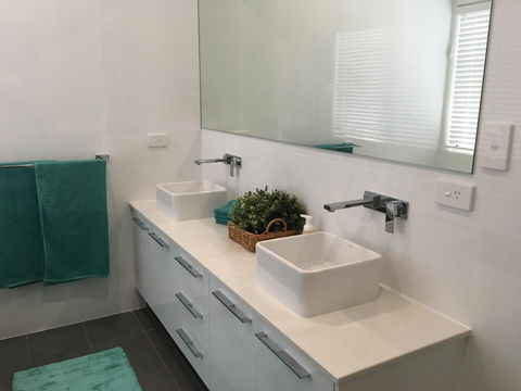 Modern Beach Villa - Hotel Accommodation 6