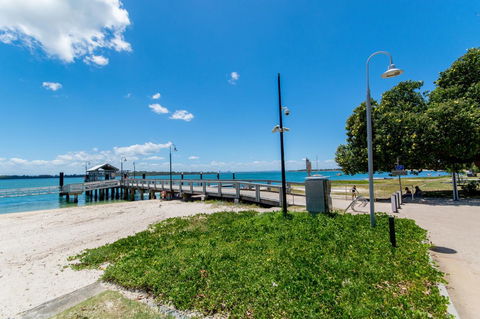 Lowset, Pet Friendly Cottage - Sunset Ave, Bongaree - Hotel Accommodation 14
