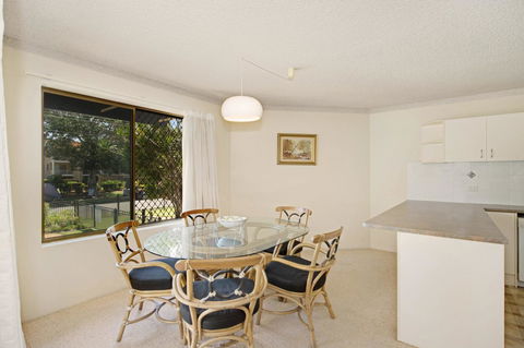 Everything You Need Including A Pool! Karoonda Sands Apartments - Hotel Accommodation 3