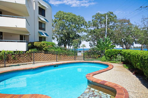 Everything You Need Including A Pool! Karoonda Sands Apartments - Hotel Accommodation 6
