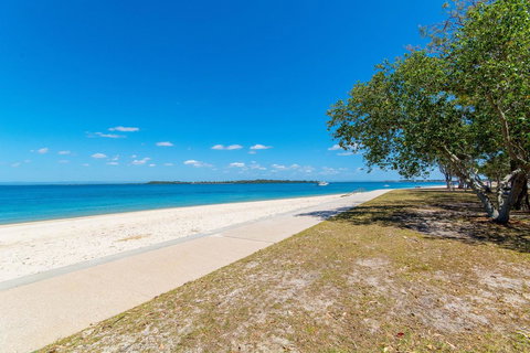 Ground Floor, Family Unit On The Canal With Free WIFI! - Hotel Accommodation 18