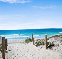 Walk to Surf Beach - Ground floor apartment - Bribie Horizons Boyd St Woorim - Hotel Accommodation