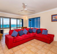 Fantastic Views from this top floor unit - Hotel Accommodation