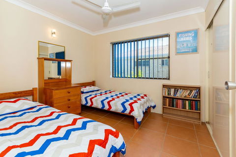 Fantastic Views From This Top Floor Unit! - Hotel Accommodation 7