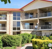 Spacious unit with views of Pumicestone - Wattle Ave Bongaree - Hotel Accommodation