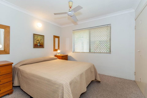 Great Views, Ground Floor Unit Clearview Apartments South Esplande, Bongaree - Hotel Accommodation 7