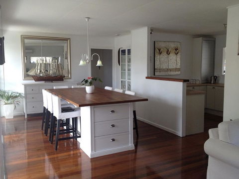 Hampton Cottage- Delightful Cottage Bring Your Dog! - Hotel Accommodation 5