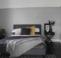 Donnelly House - Hotel Accommodation