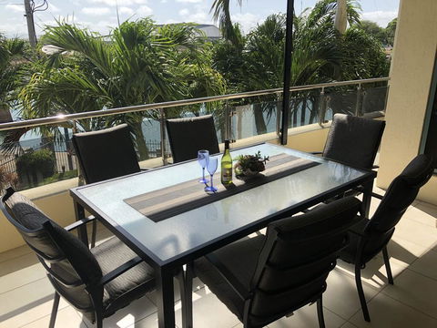 #1 On The Strand - Hotel Accommodation 1