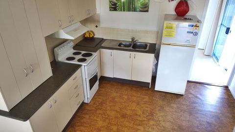 'AFRAME Tarcoola Cottage' 29 The Parade, North Haven - Hotel Accommodation 3