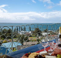 'Baylife Villa' 4a Warruga St - Large home with WIFI Netflix Aircon Linen  Spectacular Views - Hotel Accommodation