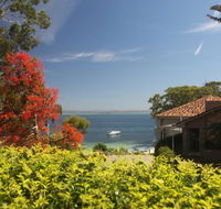 'Dutchies Vista' 1/45 Christmas Bush Ave - Ground Floor Duplex with Stunning Water Views - Hotel Accommodation