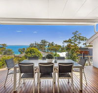 'Nunkeri' 5 Kerrie Close - Stunning House with Fabulous Views Linen WIFI  Air Conditioning - Hotel Accommodation