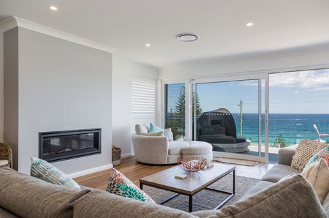 'Salt & Light' Mollymook - Hotel Accommodation 3