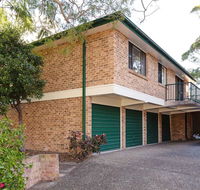1 'Monterea' 3 Ondine Close - Walking distance to Beach - Hotel Accommodation