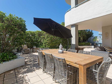 1 'Peninsula Waters', 2-4 Soldiers Point Road - Aircon, Pool & Massive Outdoor Area - Hotel Accommodation 0