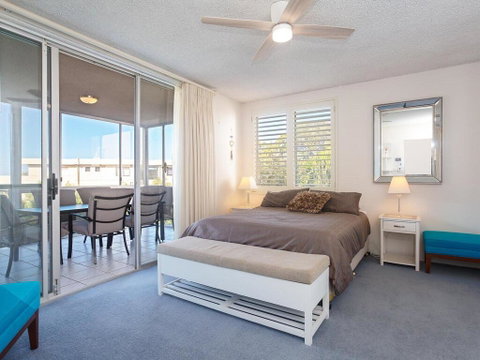 1 'Portofino' 7 Laman Street - Aircon & 1st Level Unit - Hotel Accommodation 3