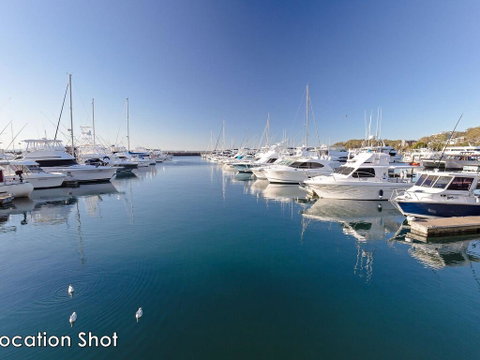 1 'SEASHELLS' 21-23 MAGNUS STREET - WIFI, POOL, LIFT & AIR CONDITIONING - Hotel Accommodation 1