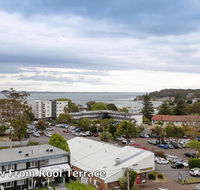 1 'Seaview' 9 Church Street - huge air conditioned unit with lift  WIFI - Hotel Accommodation