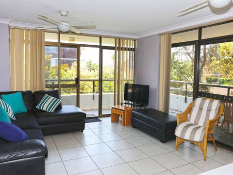 1 'The Commodore' 9-11 Donald St - Ground Floor Unit, Close To Shops, Cafe's And Marina - Hotel Accommodation 3
