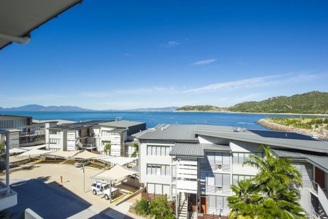 1 Bright Point Apartment 1502 - Hotel Accommodation 0