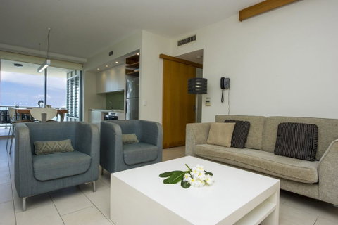 1 Bright Point Apartment 4202 - Hotel Accommodation 1