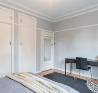 1 Private Double room in Carramar 1 Minute Walk To Station - SHAREHOUSE - Hotel Accommodation