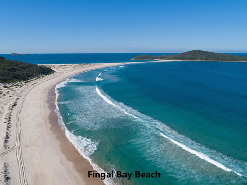 10 Garuwa Street - Fabulous Fingal - Hotel Accommodation 3