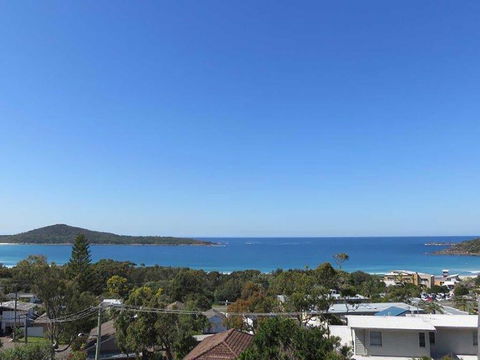 10 Garuwa Street - Fabulous Fingal - Hotel Accommodation 0