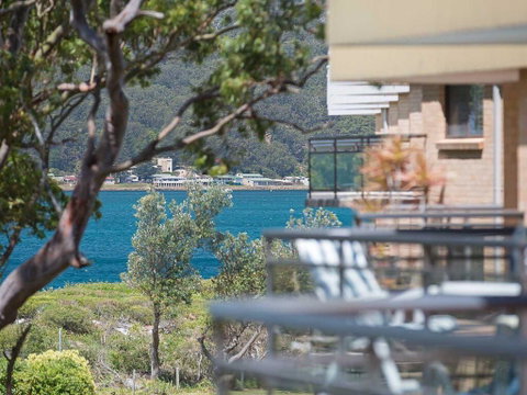 11 'Shoreline' 1 Intrepid Close - Cosy Unit Within Walking Distance To The Water - Hotel Accommodation 0