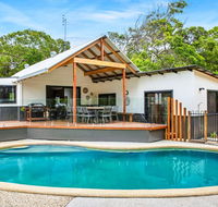 11 Naiad Court - Rainbow Shores Fantastic Family Retreat Swimming Pool 200m to beach Free Wi-Fi - Hotel Accommodation