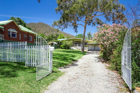 117 Fitzroy Street - Hotel Accommodation 3