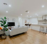 118 Refreshing 3BR Werribee Family House - Hotel Accommodation