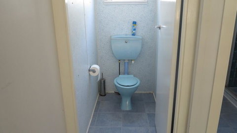12 Wansfell Street Picnic Bay - Hotel Accommodation 3