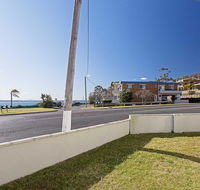 13 'Bayview Towers' 15 Victoria Parade - ground floor unit with magical water views - Hotel Accommodation