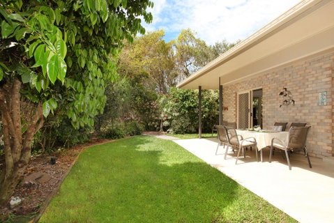 15 Joanne Street, Marcoola - Hotel Accommodation 1