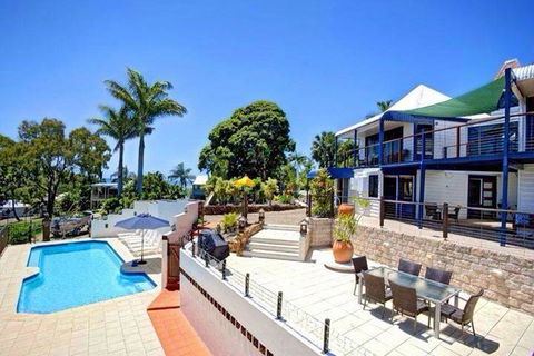 1770 Sovereign Lodge Retreat - Hotel Accommodation 0